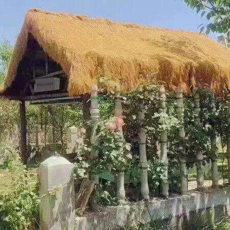 模拟茅草屋顶屋檐亭假草皮覆古风格茅草屋茅草棚地毯型塑料皮毛