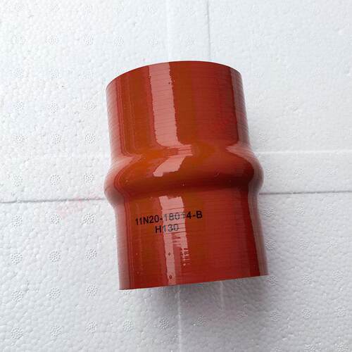 原装东风天龙天津冷却器硅胶管增压橡胶管冷却钢管连接橡胶管