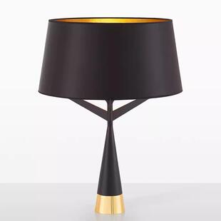 日本进口北欧现代简约创意设计Axis 三叉立锥布艺卧室书房床 S71