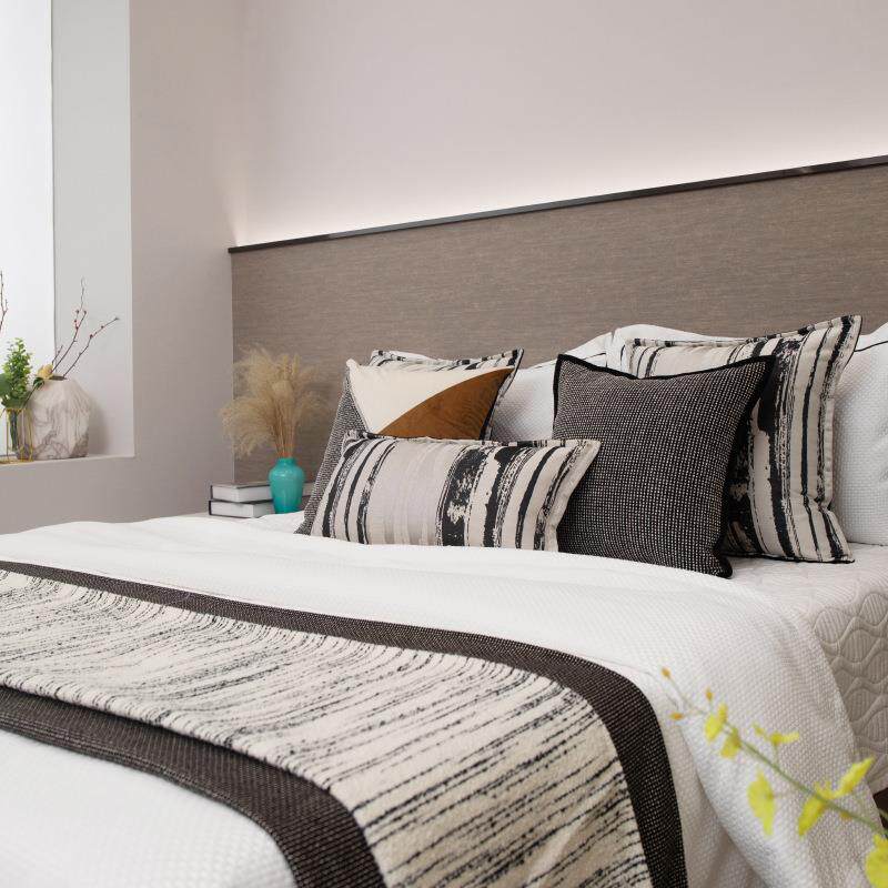 现代轻奢家具卖场样板间床品多件套民宿酒店高端床上靠垫抱枕