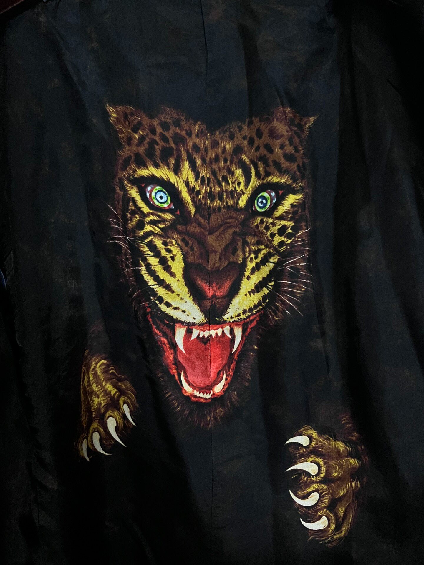 Yohji Yamamoto Black Leopard Lining Coat — detail