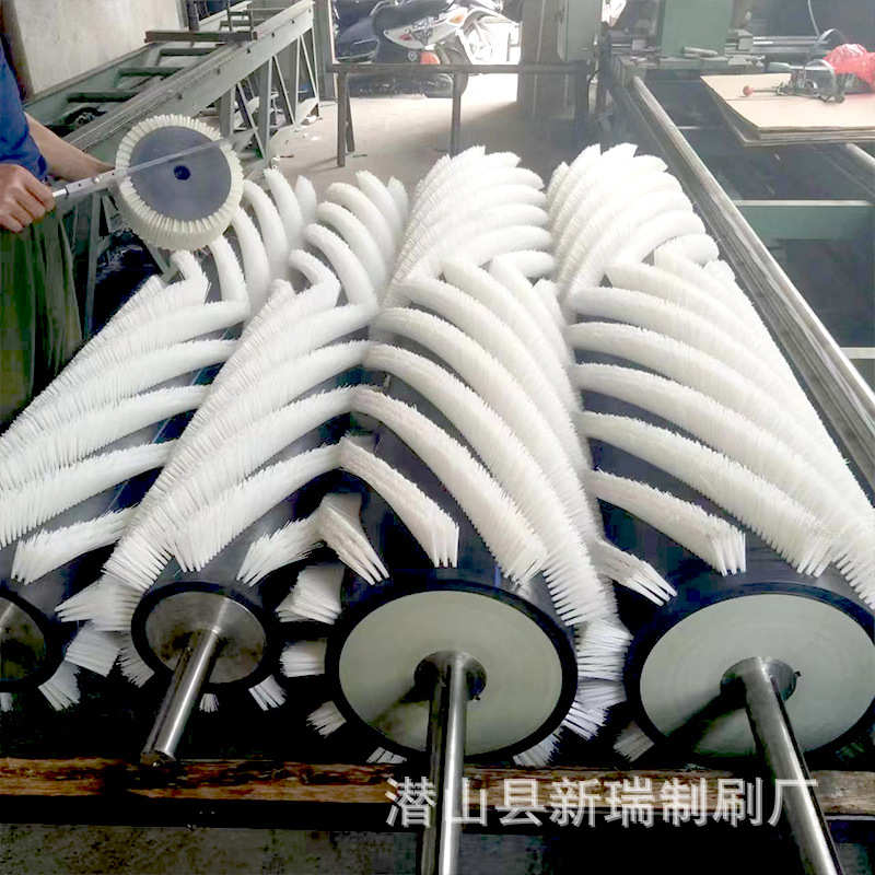 定制工业毛刷辊滚筒刷定制空心尼龙刷辊玻璃清洗机毛刷辊清扫器