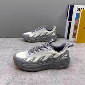 男鞋2025秋季新款轻便厚底男士休闲运动鞋户外防滑透气登山跑步鞋