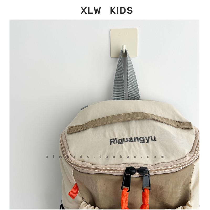 小孩成人通用~儿童户外登山包幼儿园露营出游便携大容量双肩背包