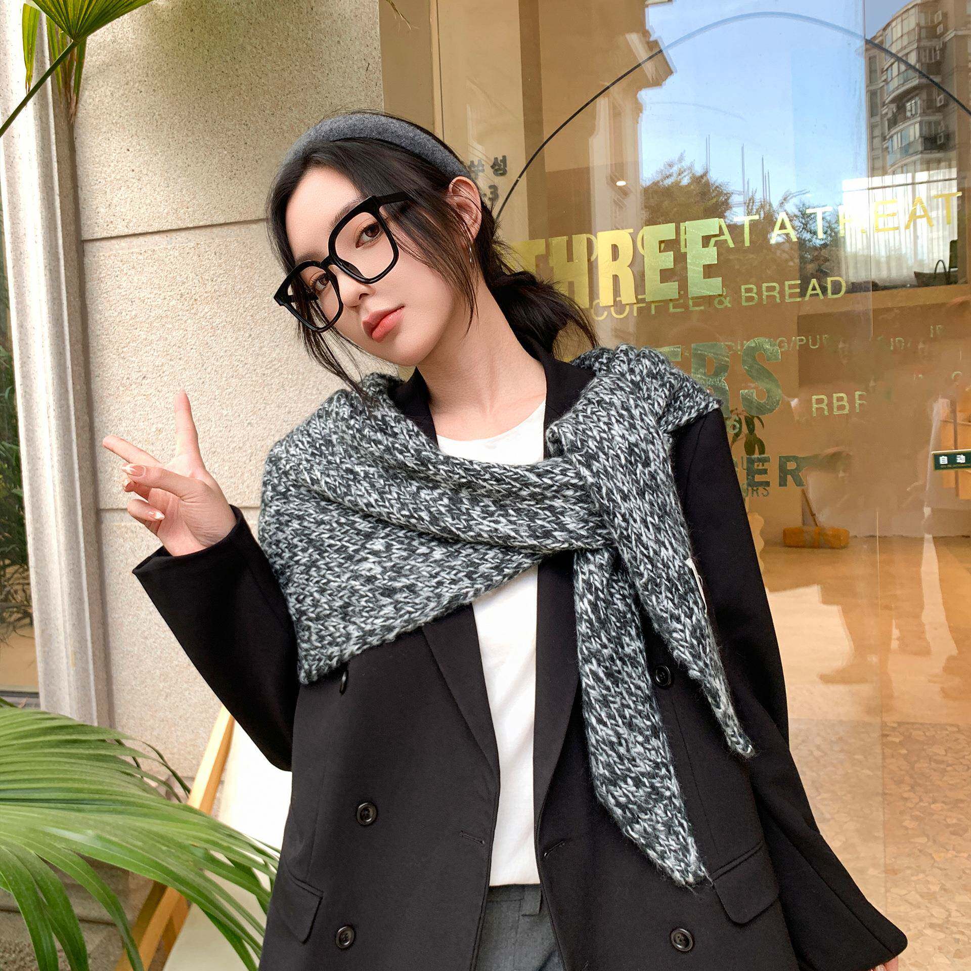 秋冬新款羊毛针织大三角巾韩版格雷系麻灰加厚披肩外搭女保暖围巾