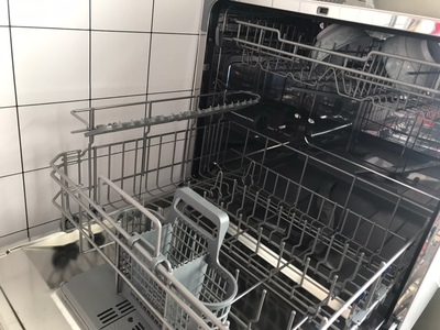美的W3802H洗碗机怎么样?听说质量很差?是真的?