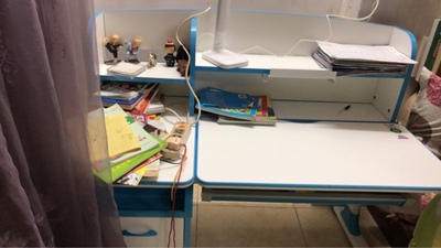 大家评测使用浩轩宜家HX10-12儿童学习桌怎么样，好不好用，用了就后悔是真假？