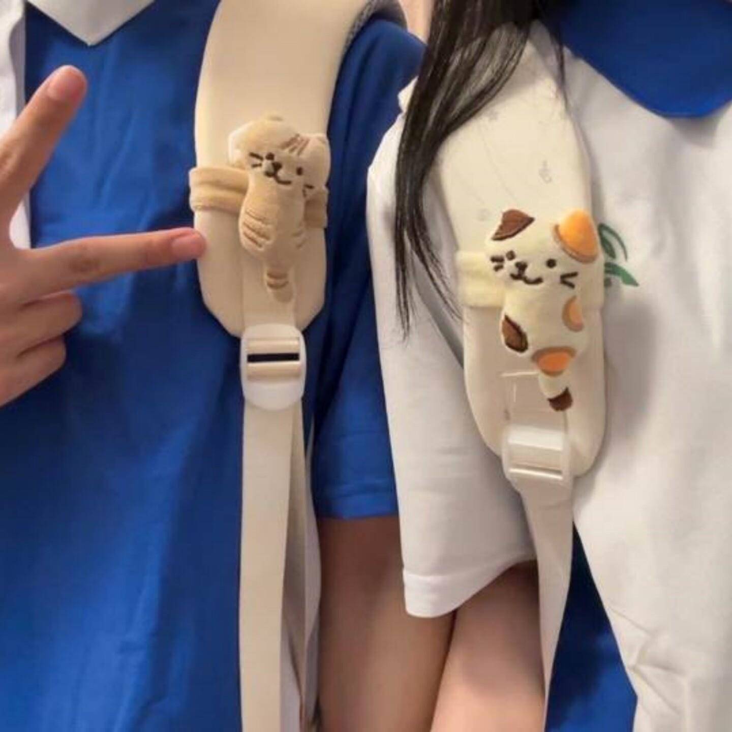 包肩带挂件小猫玩偶魔术贴学装饰书品生情侣闺蜜朋友书包肩带配饰