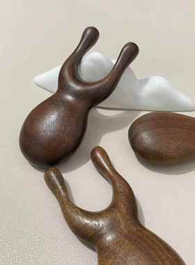 檀木小青蛙大鼻刮护眼按摩器鼻梁鼻子鼻翼脸部疏通拨筋棒鼻刮定制