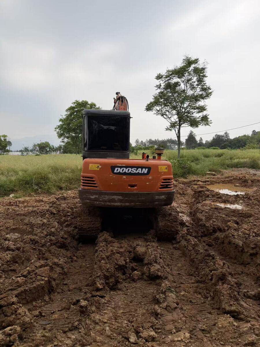 5月6日金华斗山55挖掘机网络拍卖公告