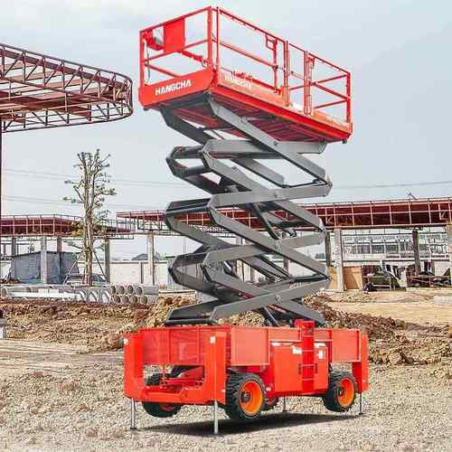 全地形越野剪叉式高空作业平台自行走移动升降平台越野升降机