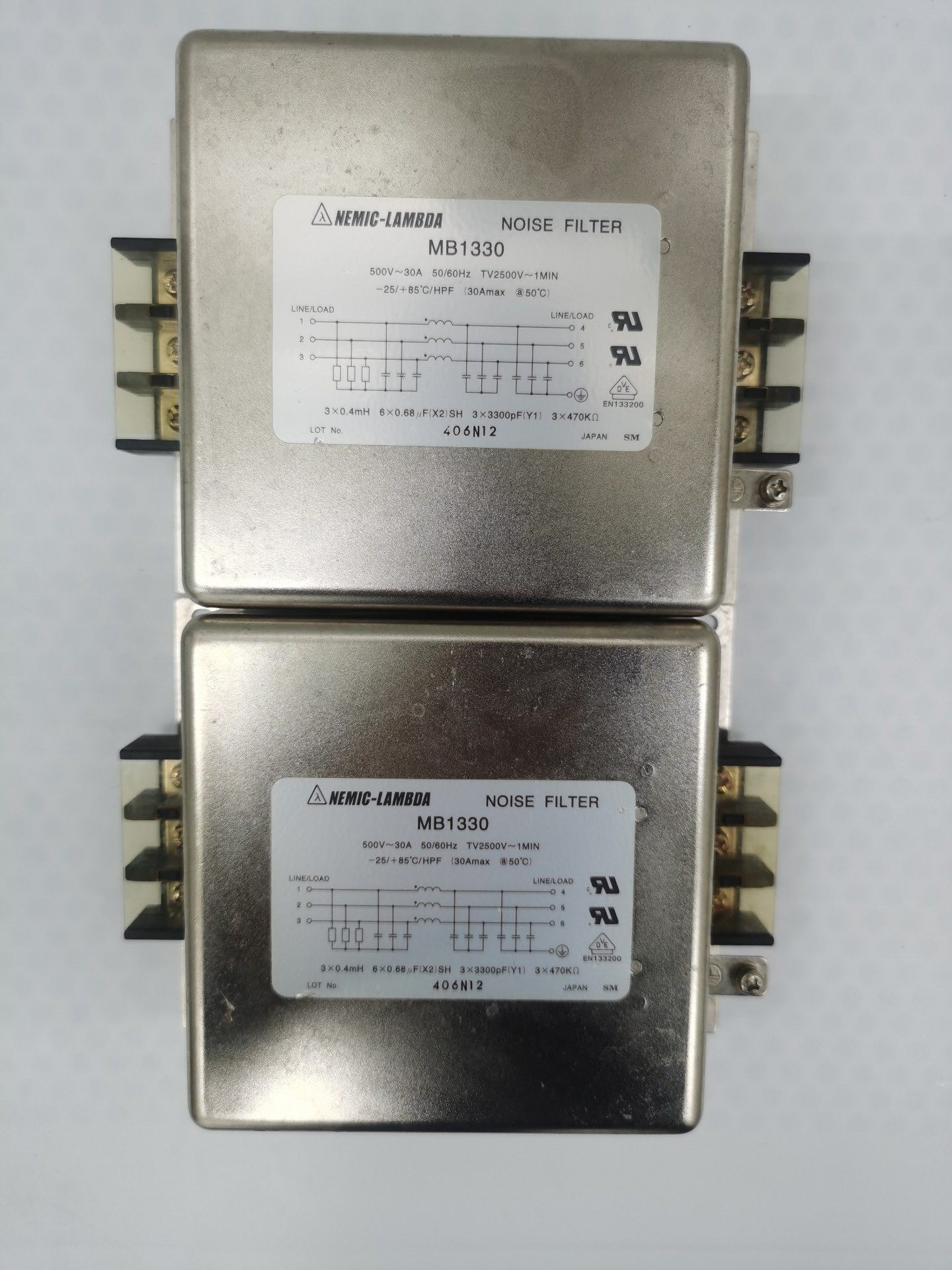 日本进口滤波器，九新如图，功能包好，现货2个