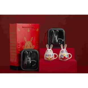 新款直销萌兔杯子陶瓷马克杯带盖少女生可爱家用一对情侣新款早餐