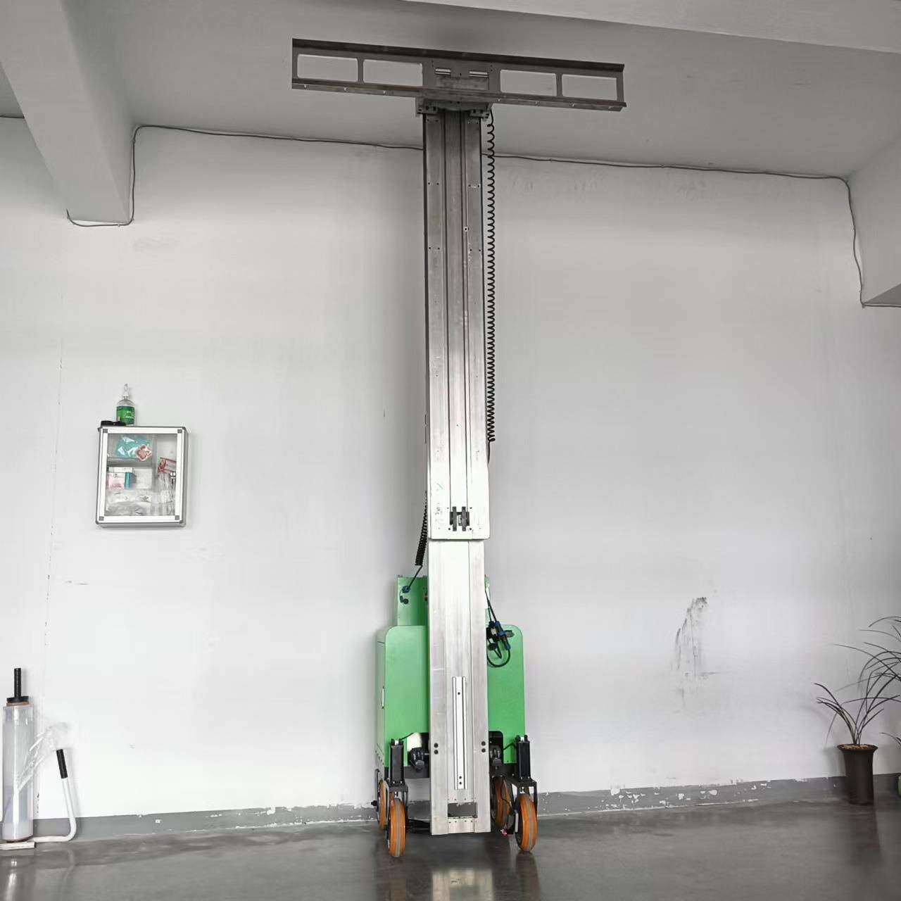 全自动砂浆抹灰机器人3米工程级室内外建筑高效粉墙喷涂一体机