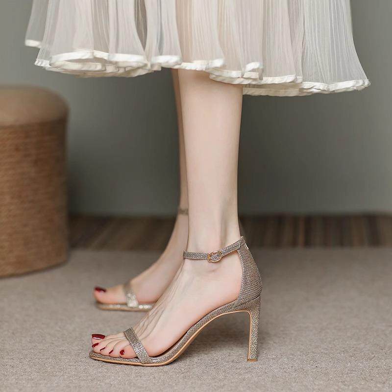 香港真皮高跟鞋女2025新款夏季法式气质露趾配裙子一字带细跟凉鞋