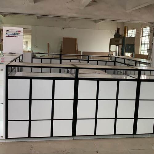 MDF烤漆服装展示柜五金中岛架商场玻璃中岛展示柜商场高级展示柜