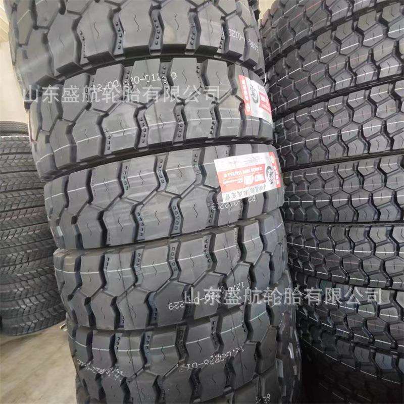 矿山专用自卸车防爆轮胎12.00R20 YB607+花纹抗载卡车轮胎1200R20