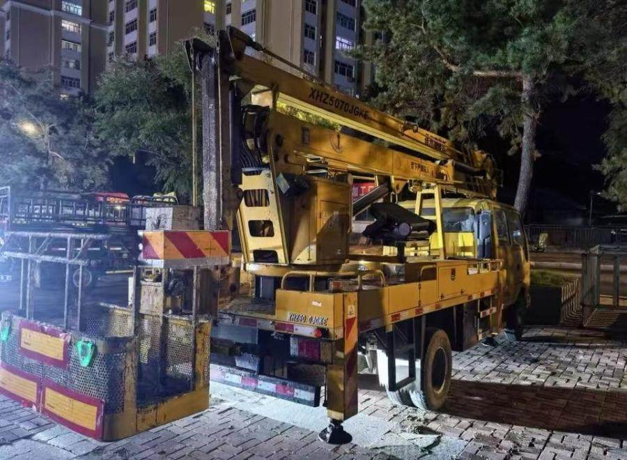 1月9日黑河海伦哲牌18米高空作业车一台手续齐全可过户网络拍卖公告