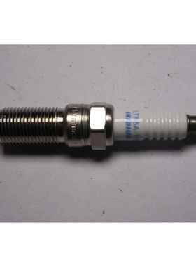 L3Y2-18-110V适用于马自达新M6/RY/M3/5HB/M5/M8火嘴VOUVOU铱金