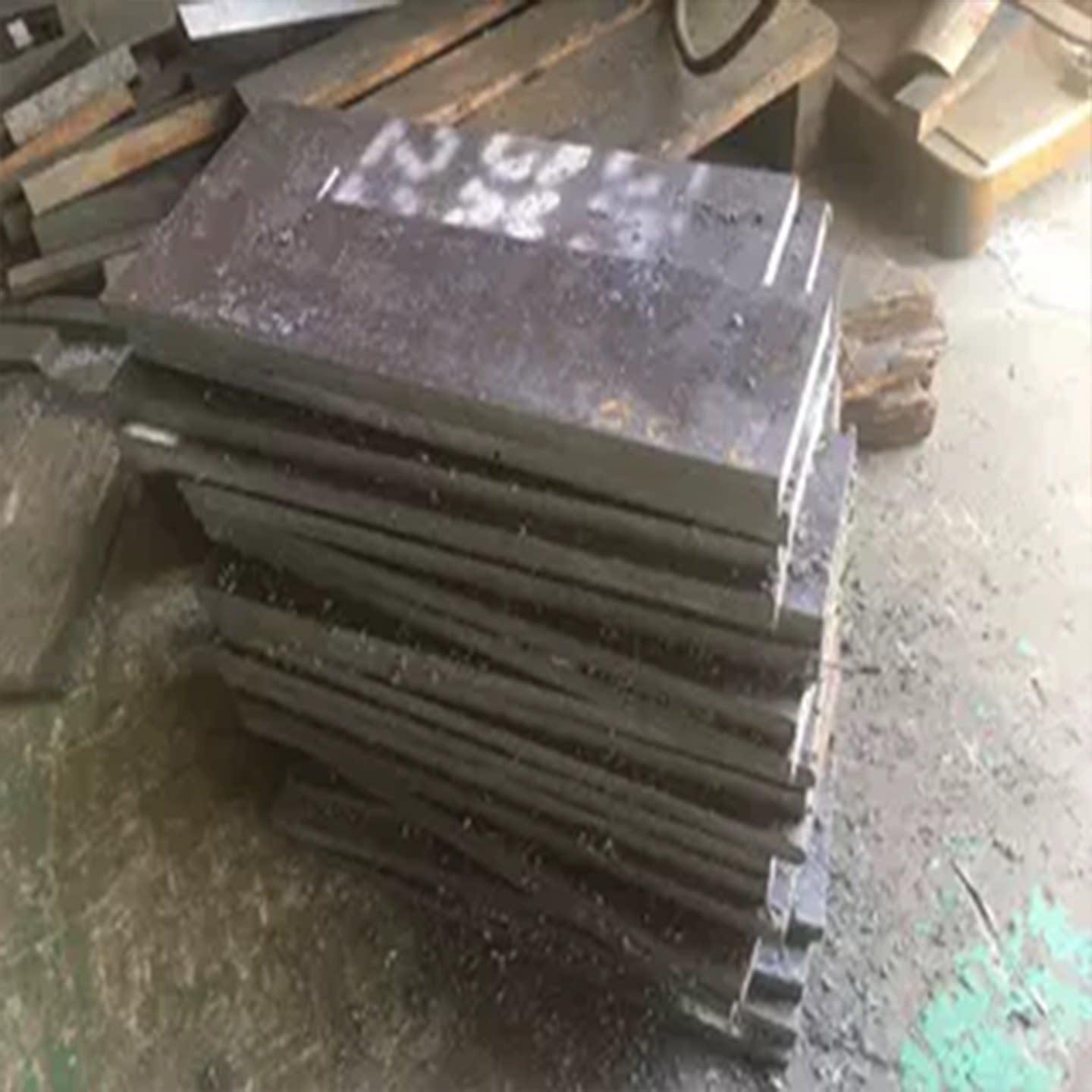 各种厚度45号铁板铁块方铁模具钢板薄钢板厚钢板圆棒圆管零切定制