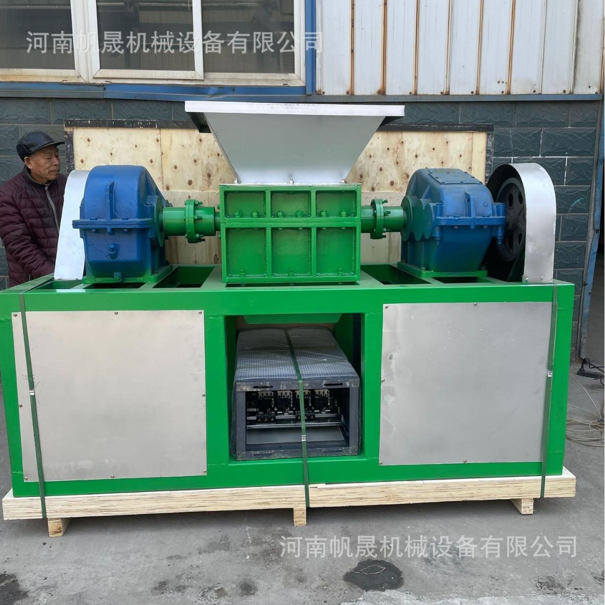 出口小型玻碎璃撕碎20240326机玻璃破机白板玻玻璃撕碎钢化夹机胶