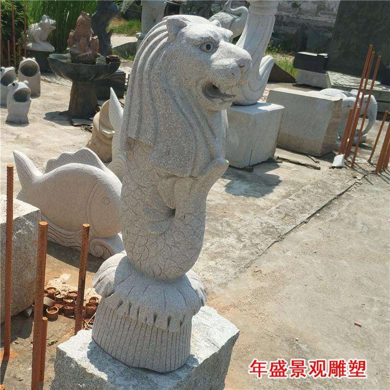 白麻石鱼尾狮石材雕刻厂家 新加坡狮鱼流水摆件广场装饰景观喷泉