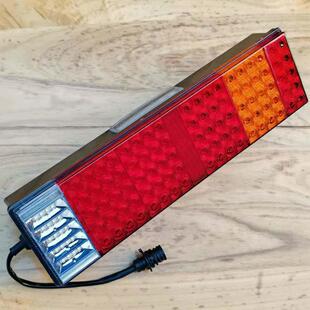 防砸款 柳汽乘龙后尾灯LED总成H7H5霸龙M5货车超亮转向倒车灯防水