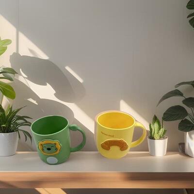 Creative and Adorable Children's漱口杯 (Rinse Cup) - Thicken