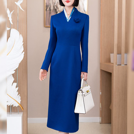 首尚格释连衣裙女春秋，款2024时尚，复古修身显瘦蓝色长袖直筒裙