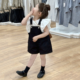 儿童韩版套装2024夏季中小女童黑色，棉布背带短裤花边上衣套装