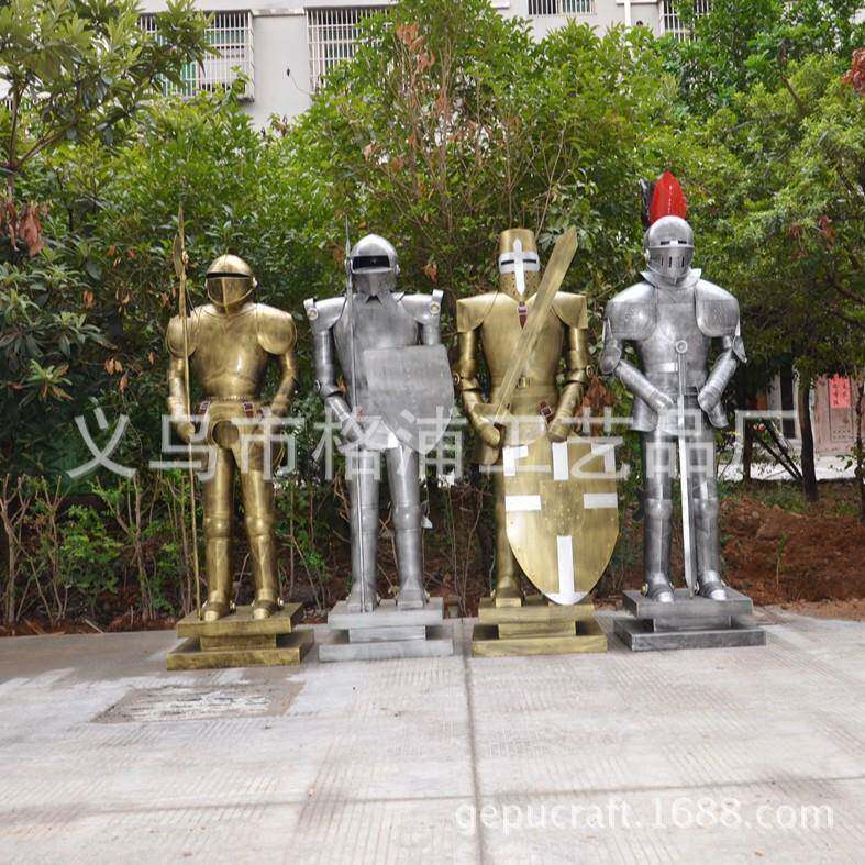 复古中世纪盔甲武士人物摆件酒吧咖啡馆迎宾机器人欧式人物图片