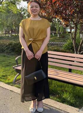 夏季妈妈装短袖T恤套装裤裙女中老年时尚高端洋派两件套新款衣服