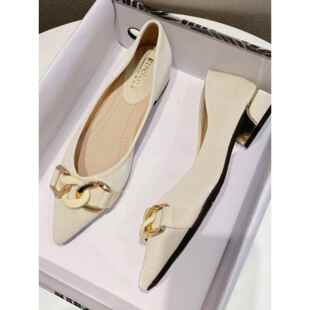 不累脚真皮尖头粗跟职业工作鞋 店主自留新款 女秋季 单鞋 低跟大码