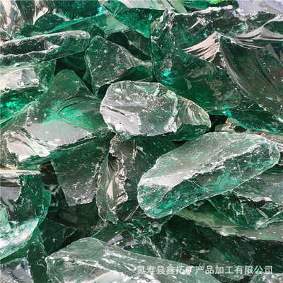 供应大块玻璃造景玻璃块石笼灯玻璃块彩色玻璃块 大小可做