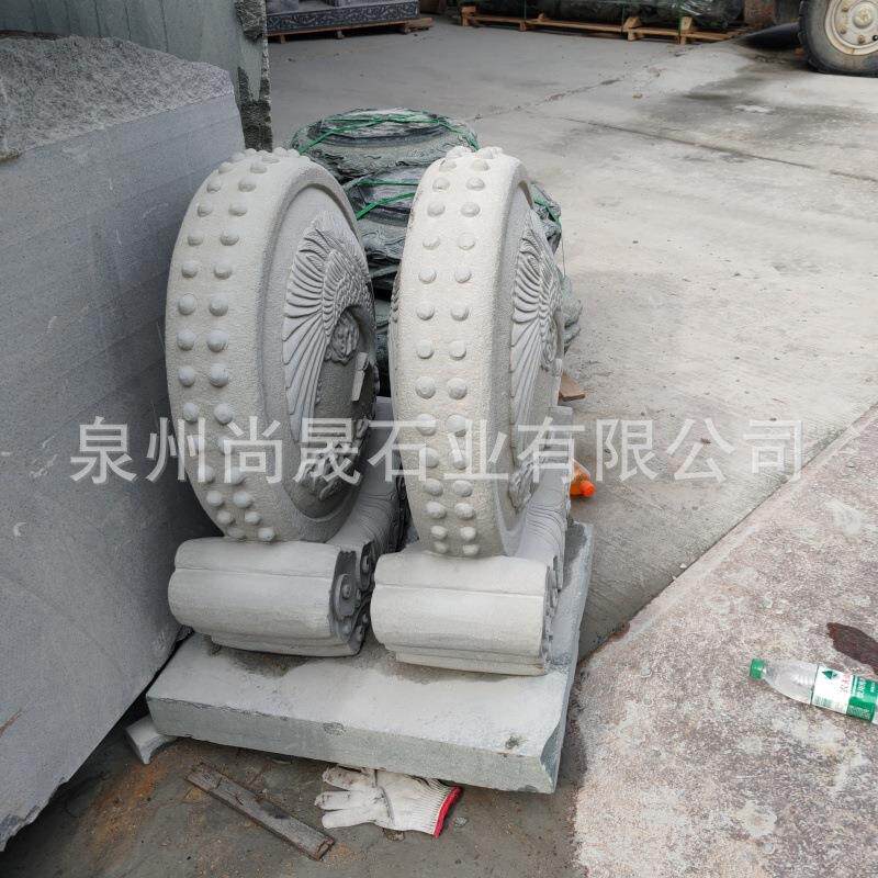 一对圆形青石抱鼓石别墅庭院酒店门口石头成对抱鼓石雕门墩石门鼓