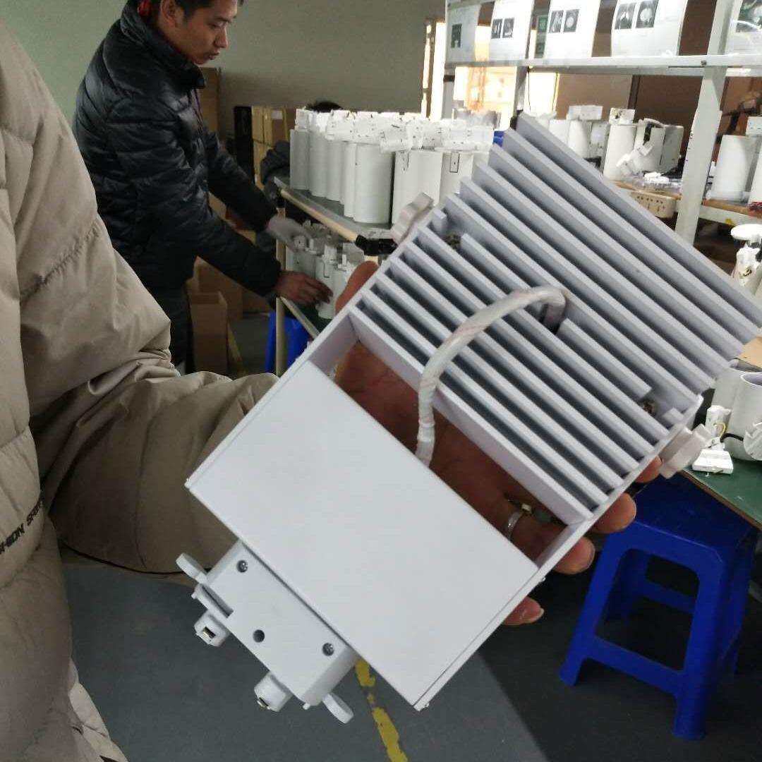 供应LED 方形60W 80W博物馆 服装店商场COB轨道射灯