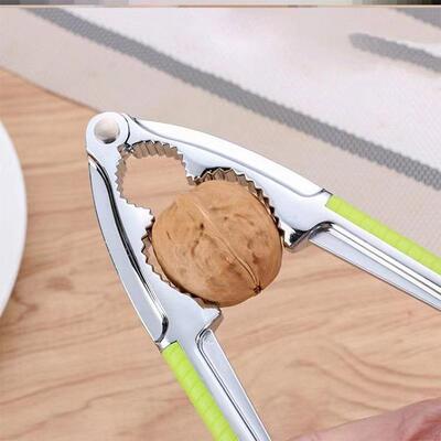 Walnut Cracker Zinc Alloy Multi-functional Walnut Opener Too