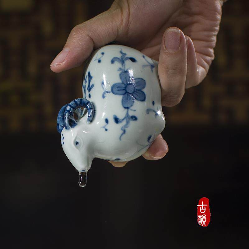 高档仿陶瓷手绘青花砚滴古文房水滴壶创意动墨物羊书滴国画台砚加