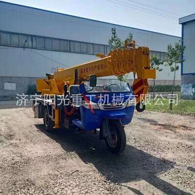5吨三轮吊车28马力三马子吊 小型液压起重机 农村建房三轮吊车