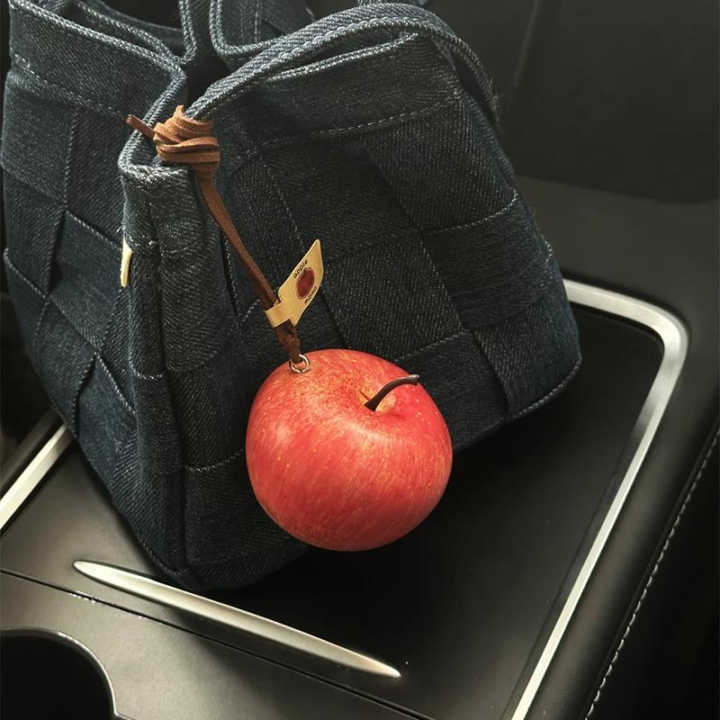 红苹果包包挂件配饰苹果车挂女生高级感车内装饰摆件乔迁新车礼物