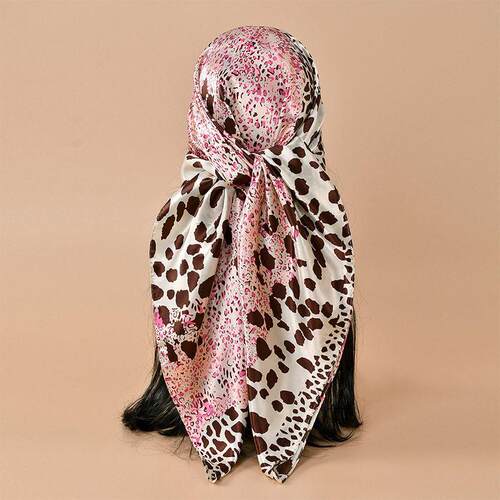 blocked 90cm polyester square scarf 豹纹拼色90cm色丁方巾