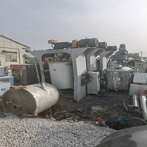 二手立式搅拌磨 立式球磨机超细研磨机出售