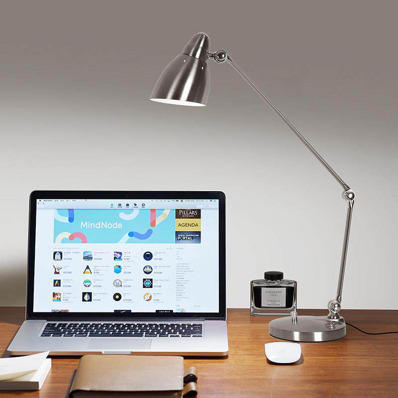 新款长臂折叠办公护眼灯书桌学习阅读工作专用床头插电式高级台灯