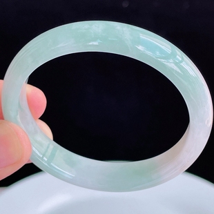 53圈好种水贵妃玉石天然翡翠正品 39.15g 水润有种有色飘绿手镯