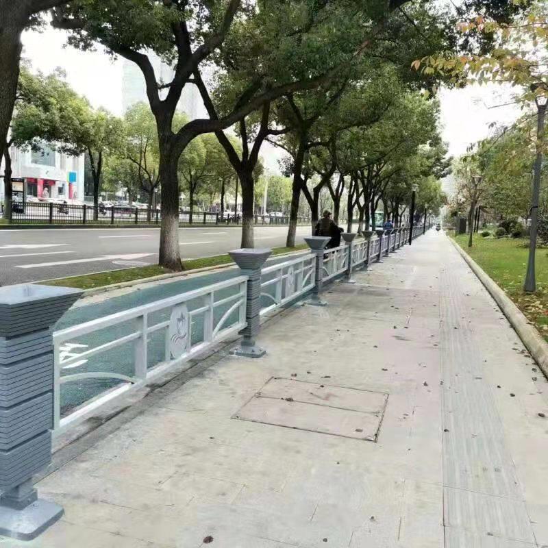 花箱立柱护栏人行道栏杆马路机非隔离栏绿化景观护栏交通道路围栏