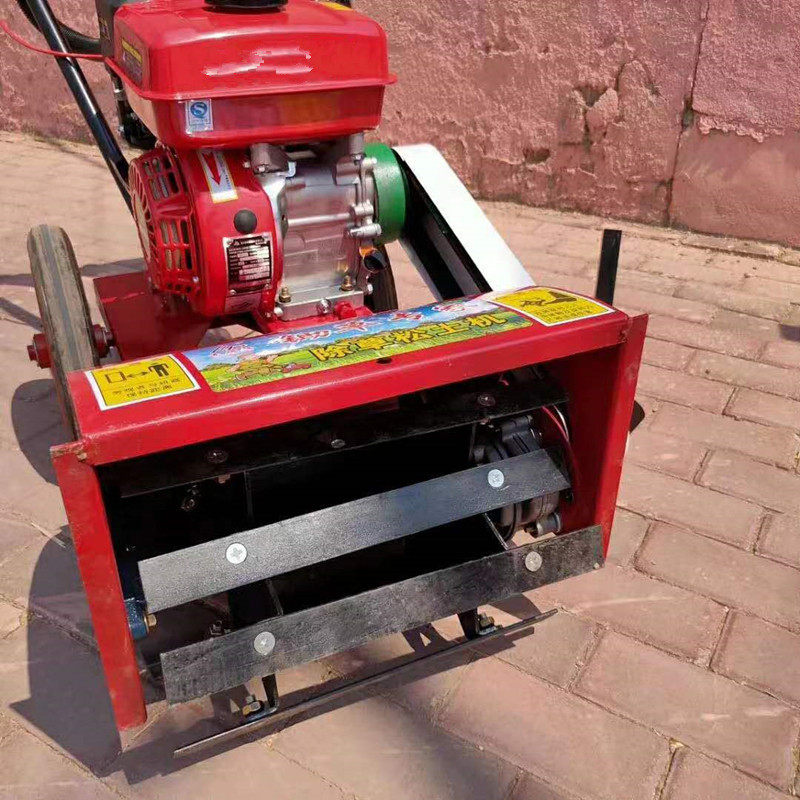 新型汽油除草机手推除草机开沟玉米果园除草碎草