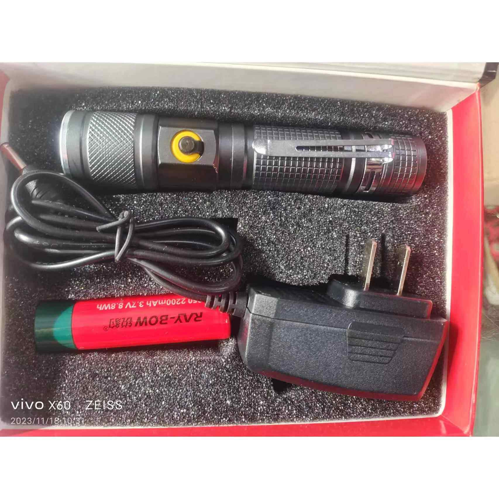 正品正品瑞宝bR-315强光手电Q5水远程超亮惠筒州天工户外用防品