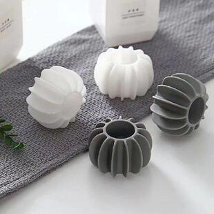 Laundry Ball Gray Silicone White Winding and Color Anti
