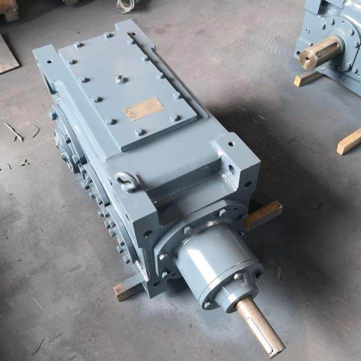 MC工业齿轮箱_大功率平行轴减速机_垂直轴-扭矩大-重载MC3RLSF0