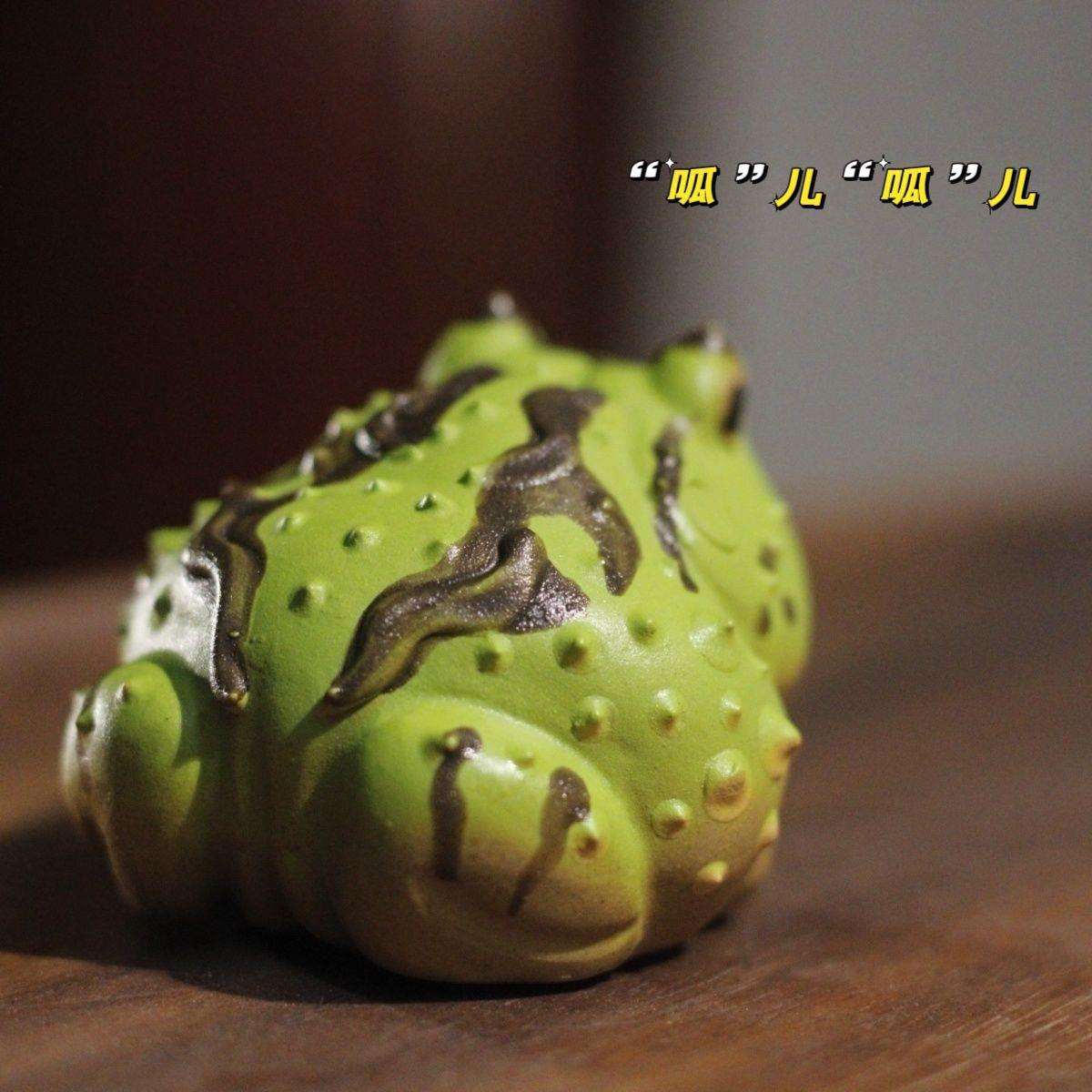热门爆款青蛙茶宠双色粉浆工艺宜兴原矿紫砂茶玩